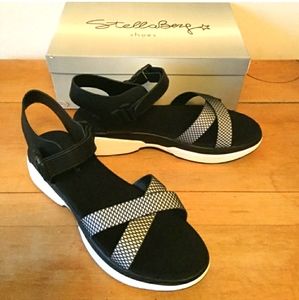 NWB Stella Berg Athleisure Sandals Sz 11